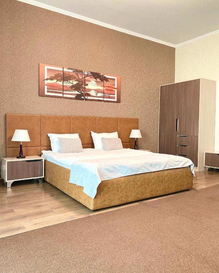 Caravan Hotel Karakol Exterior photo