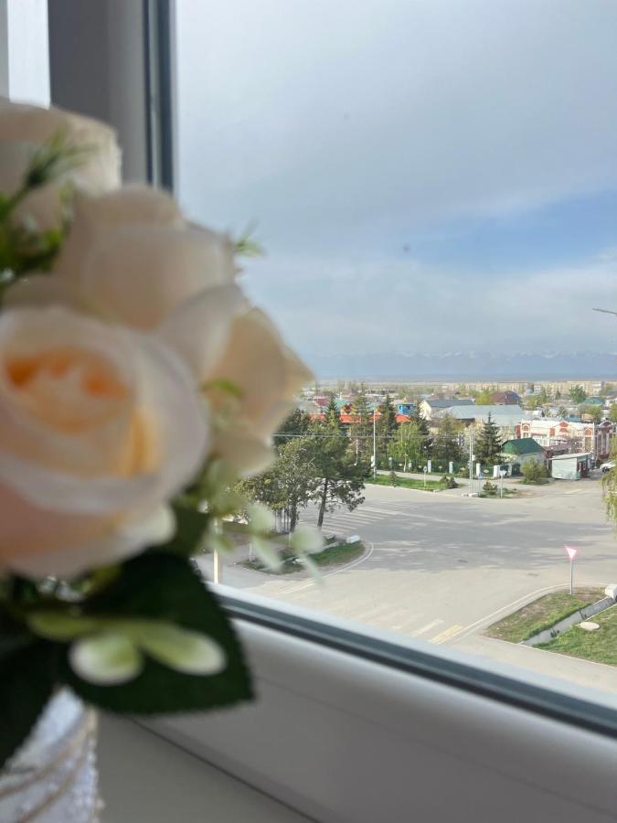 Caravan Hotel Karakol Exterior photo